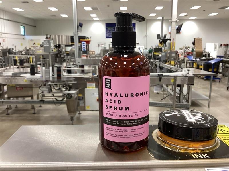 Hyaluronic Acid Serum (8.45 oz backbar)